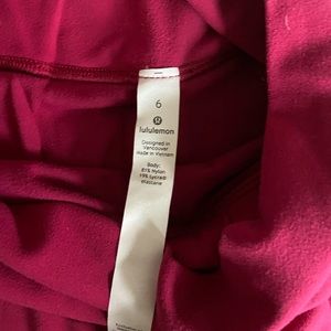 Lululemon pink leggings